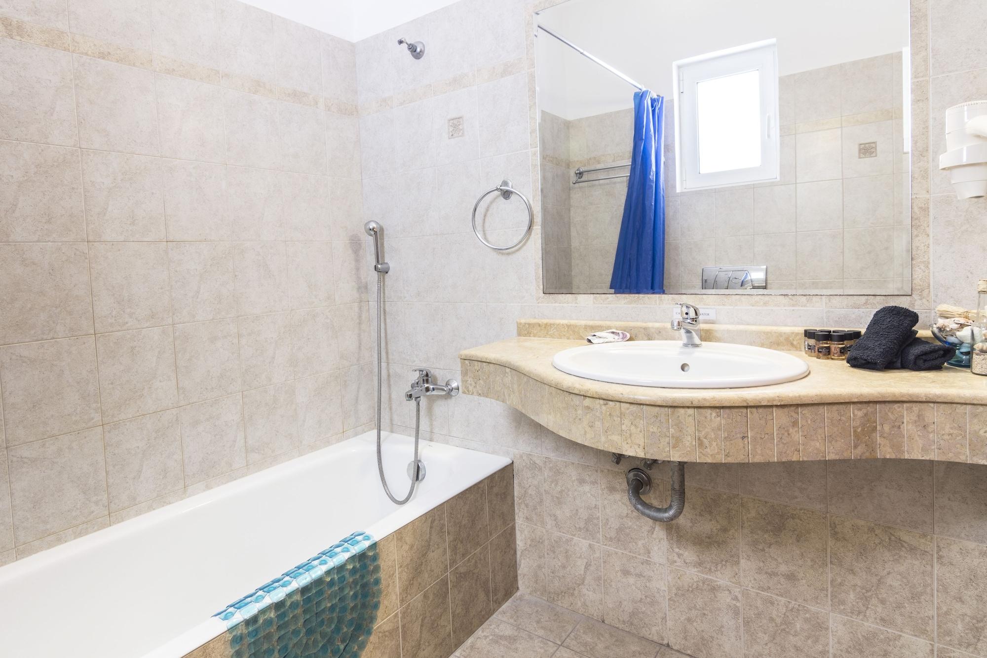Lindos Blue Sky Aparthotel Bagian luar foto