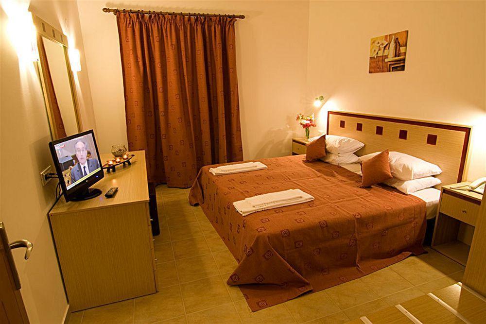Lindos Blue Sky Aparthotel Bagian luar foto