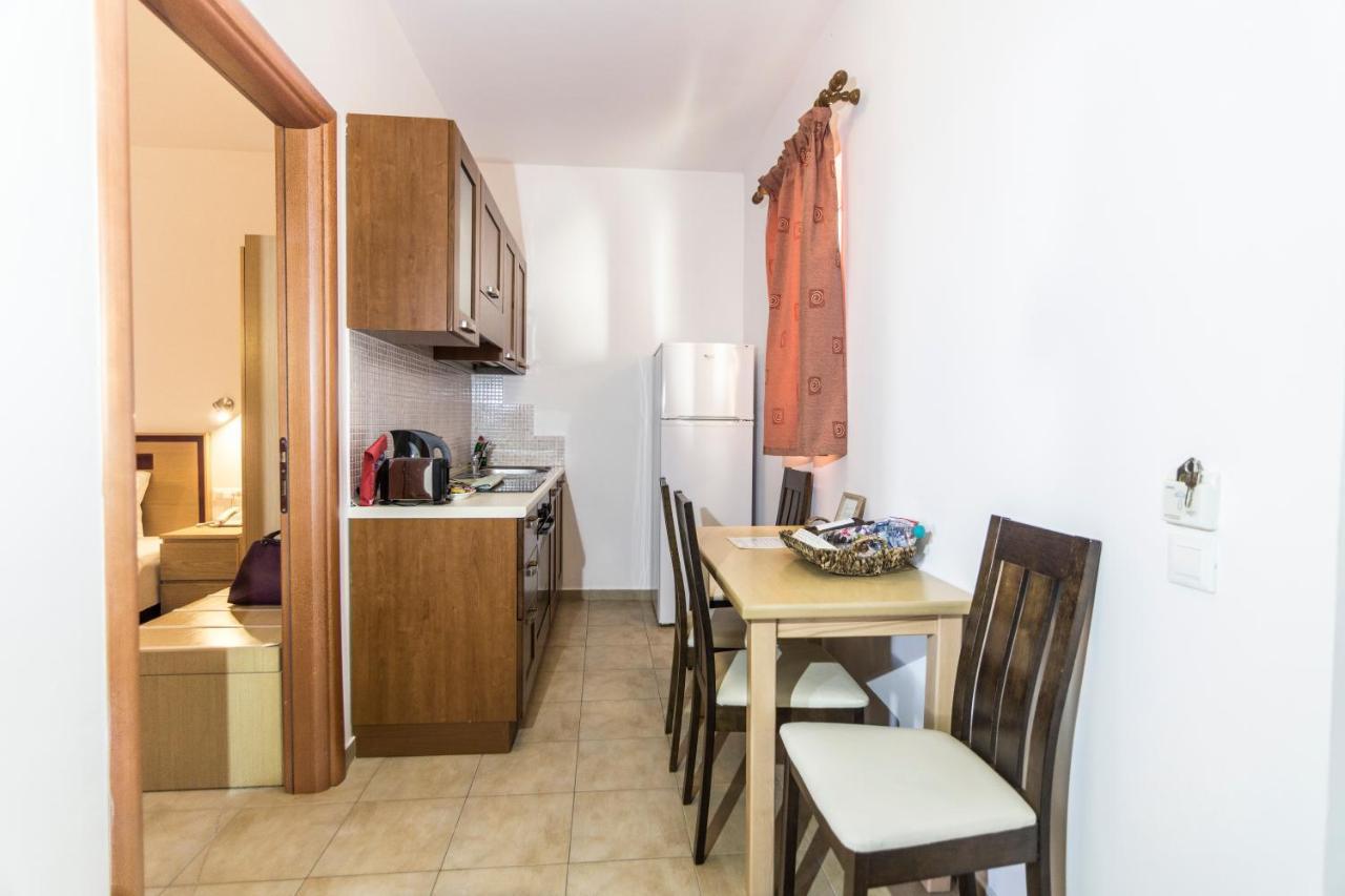 Lindos Blue Sky Aparthotel Bagian luar foto